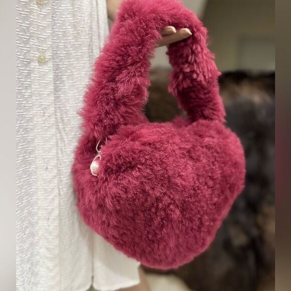 Maroon Handmade Dyed Genuine Shearling Heart Shaped & Fur Strap Bag, Crossbody - Picture 5 of 16